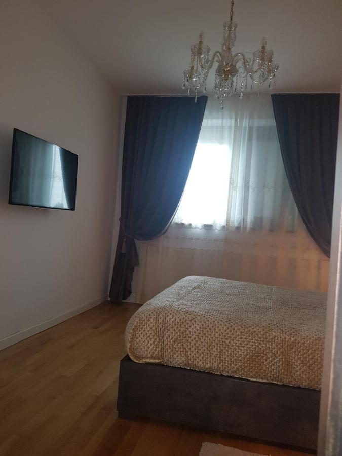 Bellissima Casa Di Svetlana Apartment Milan Bagian luar foto